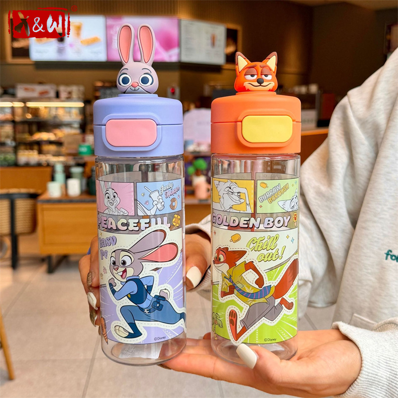 Sports Equipment Stores - Botella de agua X&W para Disney,